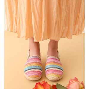 COMFORTVIEW Womens Sz 10 Multicolored Rainbow Woven Espadrilles CLEA Sandals NEW